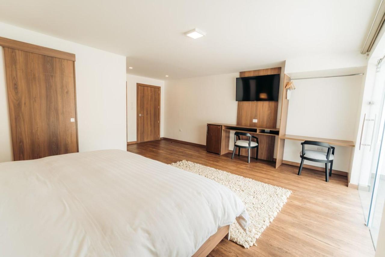 Hotel Miraflores Ambato Exteriér fotografie
